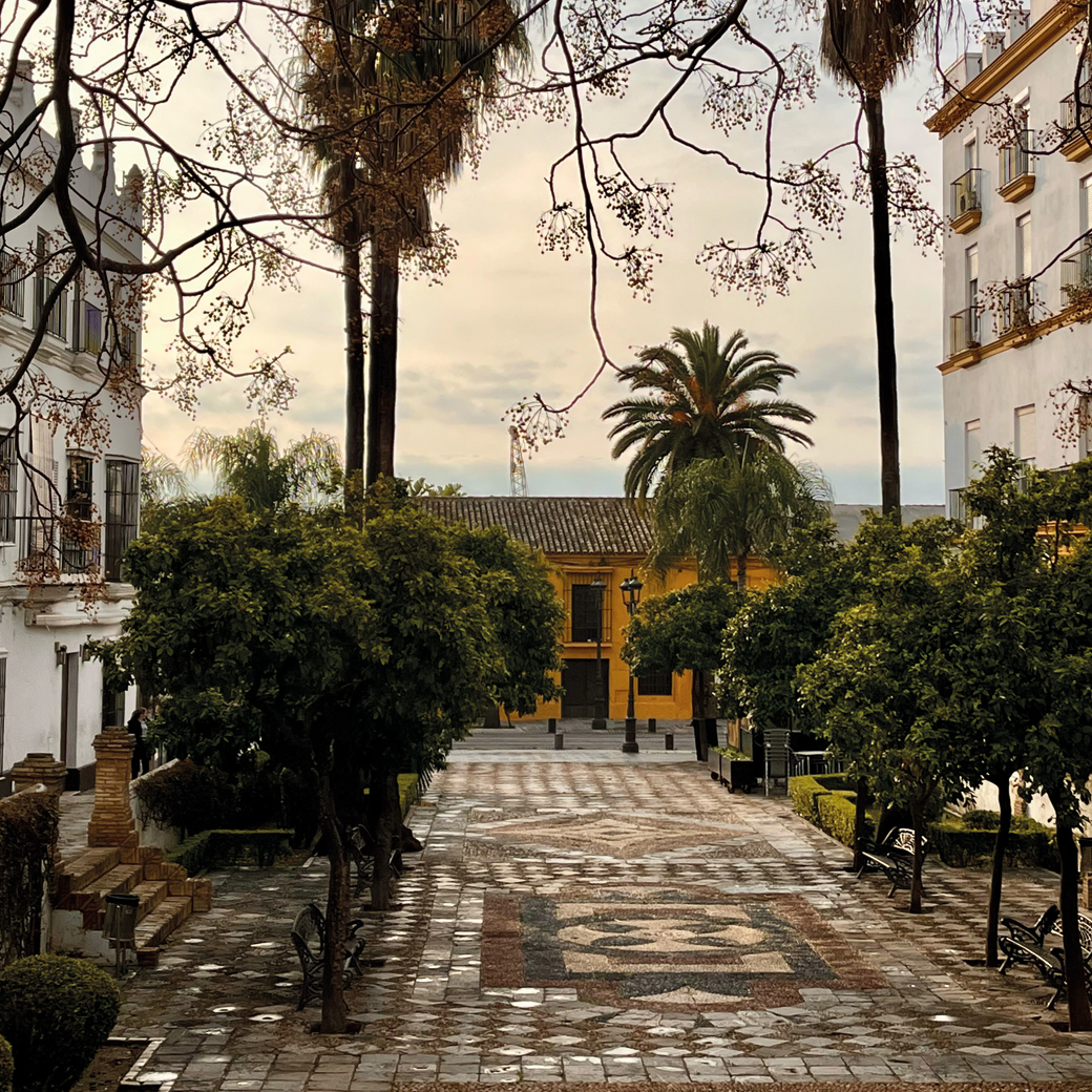 El Puerto Plaz de Colon